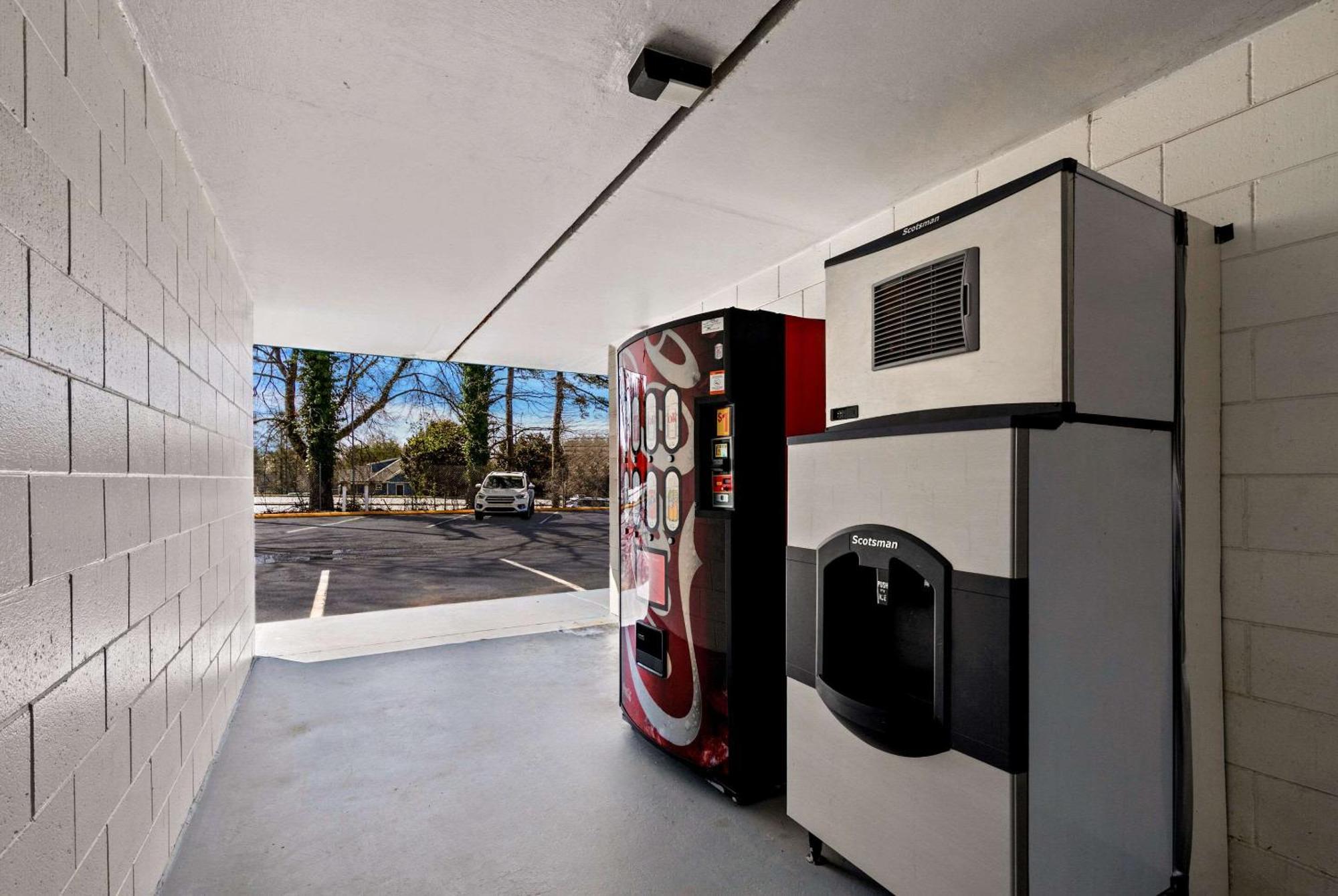 Econo Lodge Clemson Extérieur photo